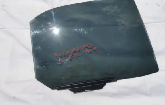 KIA Picanto Rear door window glass