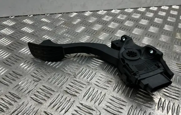 Ford Mondeo MK IV Accelerator throttle pedal 6G929F836RD 6G929F836 6PV01083414