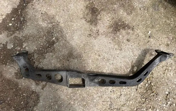 Audi A4 S4 B8 8K Engine mounting bracket 8K0199521C