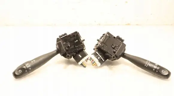 Hyundai i10 Light switch