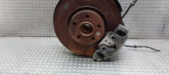 Volvo S60 Front wheel hub spindle knuckle 6G91-3K170-A