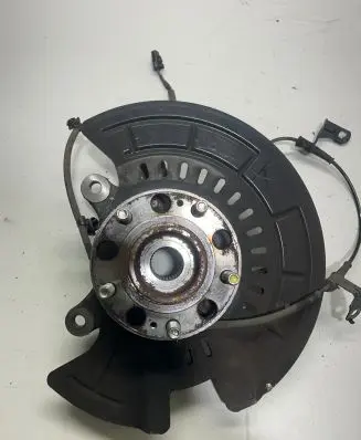 KIA Sorento Front wheel hub