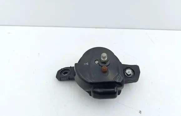 Subaru Legacy VII Engine mount bracket 41022FL00A
