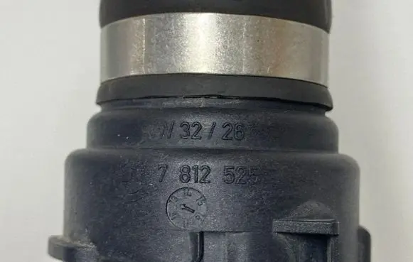 BMW 3 F30 F35 F31 Coolant pipe/hose 7812525 130477T1 781112904