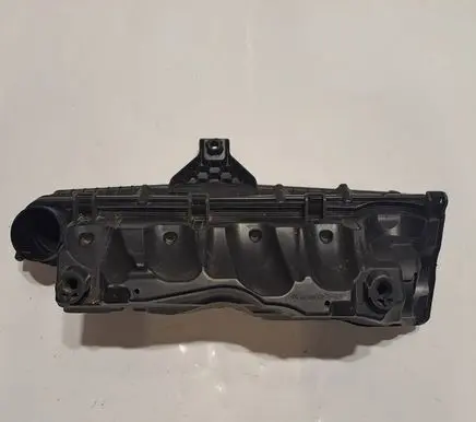 Air filter box