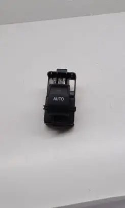Lexus CT 200H Electric window control switch 192801