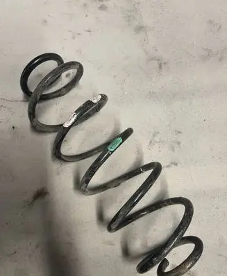 Peugeot 1007 Rear coil spring