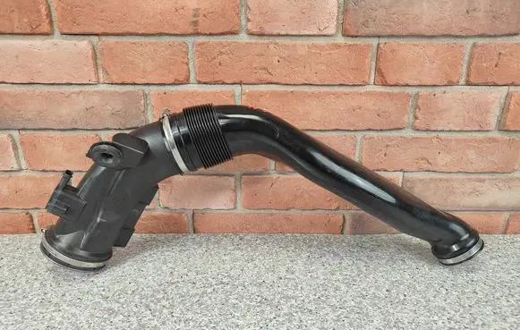 BMW 5 F10 F11 Air intake duct part 7583726 1054695