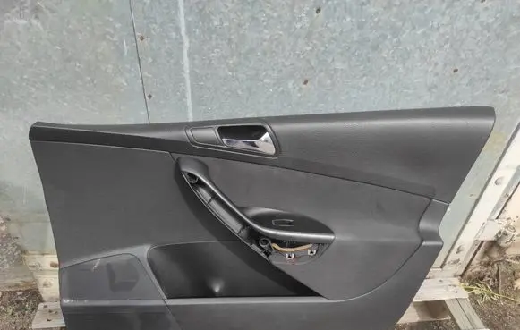 Volkswagen PASSAT B6 Front door card panel trim 3C1971558T 3C1837114B 3C1867012DP