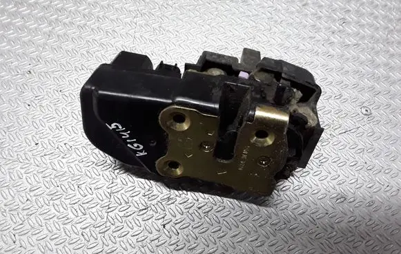 Jeep Grand Cherokee (WJ) Rear door lock