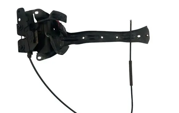 Volkswagen Touareg I Radiator support slam panel bracket 7L0805799