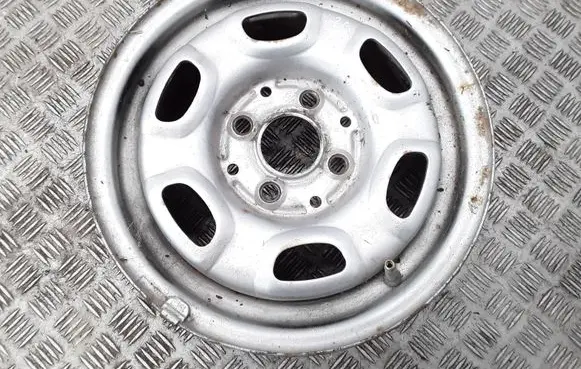 Volkswagen Polo II 86C 2F R13 steel rim 321601025 321601025J ET38
