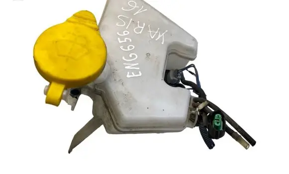 Toyota Yaris Windshield washer fluid reservoir/tank E9001062 853300D120
