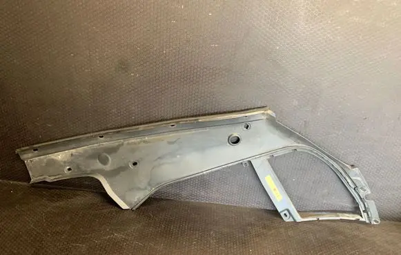 BMW 7 F01 F02 F03 F04 Radiator trim 10627110