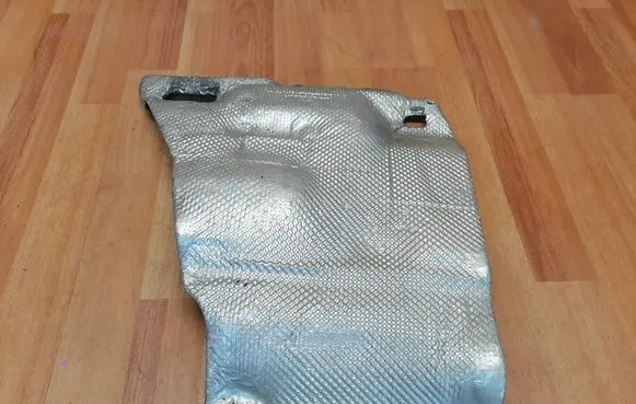 Citroen C4 Grand Picasso Heat shield in engine bay 9687570180 0137RF8
