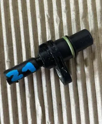 Volkswagen T-Roc Camshaft position sensor 04L907601A 170319 181910