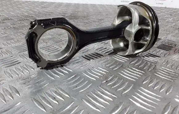 Mercedes-Benz S W222 Piston with connecting rod 1054