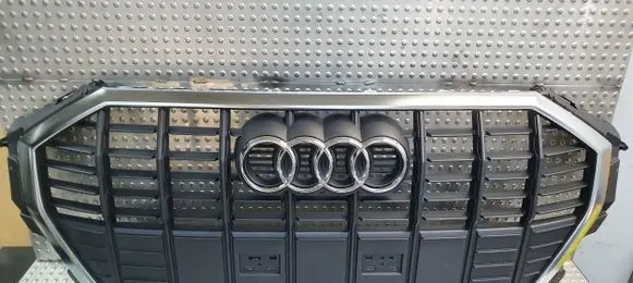Audi Q3 F3 Front grill 83A853651A
