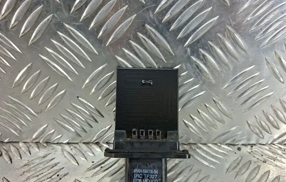 Heater blower motor/fan resistor