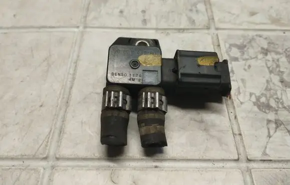 Exhaust gas pressure sensor