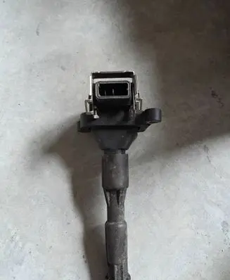 BMW 3 E46 High voltage ignition coil 1703227