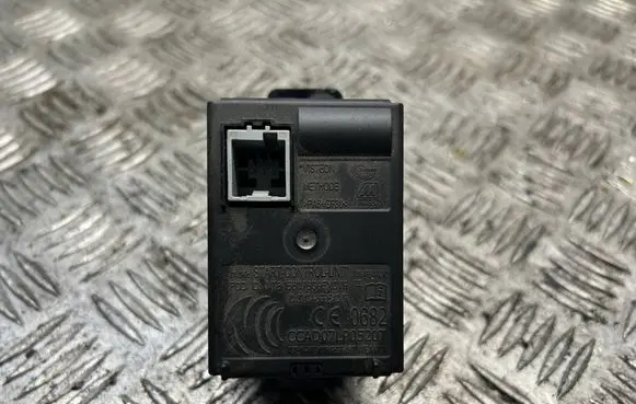 Jaguar XF X250 Ignition lock 6W8311572AJ