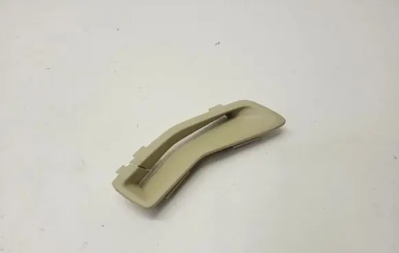 Volvo XC60 Seat belt trim 01287357