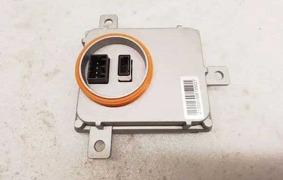 Audi Q5 SQ5 Headlight ballast module Xenon 8K0941597B 4UM154367