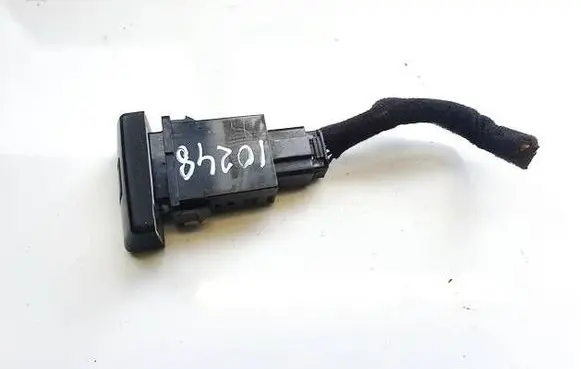 Hyundai Trajet Fog light switch 937303a000