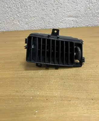 Mercedes-Benz Sprinter W906 Quarter panel pressure vent A9068301854 F1274