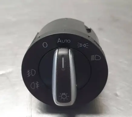 Volkswagen Touran II Light switch 3C8941431A