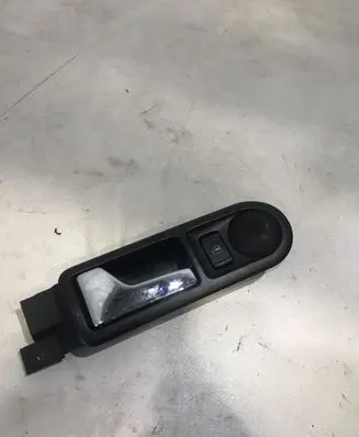 Volkswagen PASSAT B5.5 Rear door interior handle 3B0839113AK