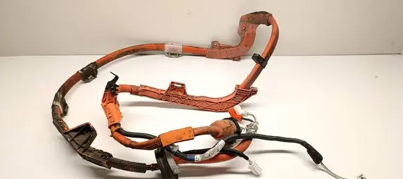 Toyota Auris E180 Positive cable (battery) 087450