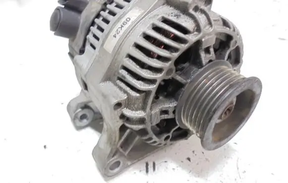 Peugeot 206 CC Generator/alternator 9646321880