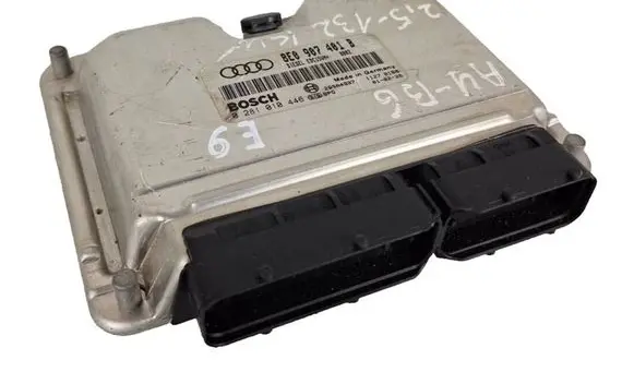 Audi A4 S4 B6 8E 8H Engine control unit/module 8E0907401B
