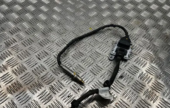 Mercedes-Benz GLC X253 C253 Lambda probe sensor A0009052519 250813 A2139250000