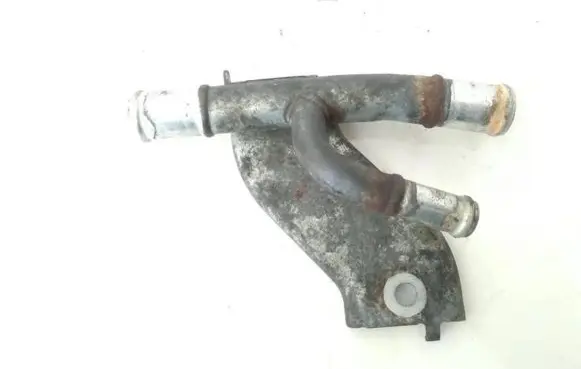 Nissan X-Trail T31 Engine coolant pipe/hose