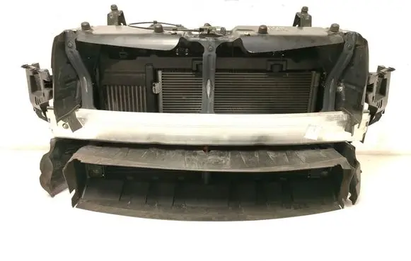 Opel Crossland X Radiator support slam panel 3642671