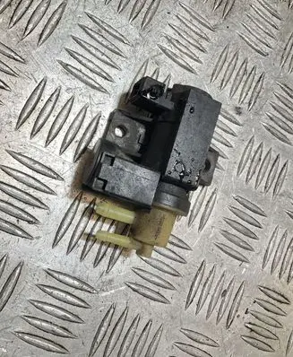 Nissan Juke I F15 Turbo solenoid valve 8200790180