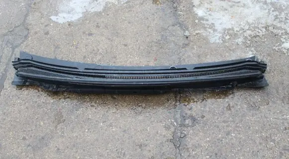 Renault Austral Wiper trim 668108648R