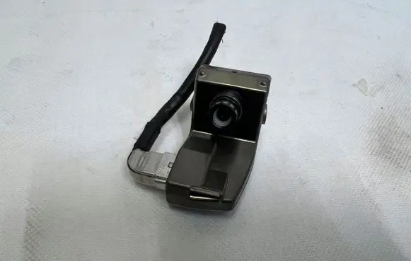 BMW 5 F10 F11 Front bumper camera 5WK44243