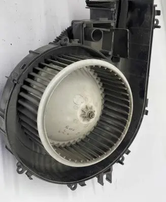 Nissan Primera Heater fan/blower