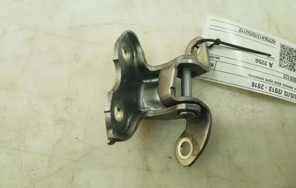 Lexus IS III XE30 Rear door upper hinge 6875020122