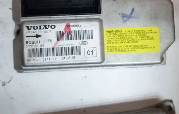 Volvo V70 Airbag control unit/module P30658912