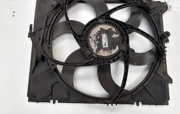 BMW 3 E90 E91 Electric radiator cooling fan 6937515