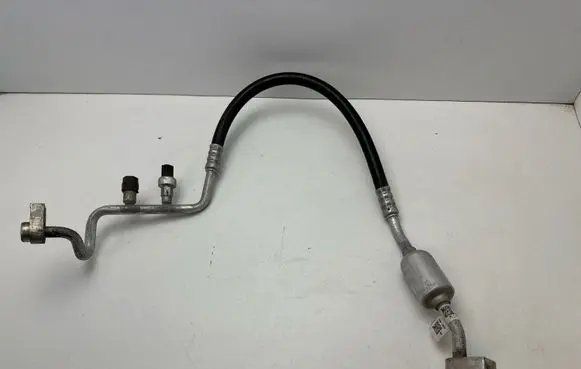 Ford Mustang VI Air conditioning (A/C) pipe/hose FR3B19972