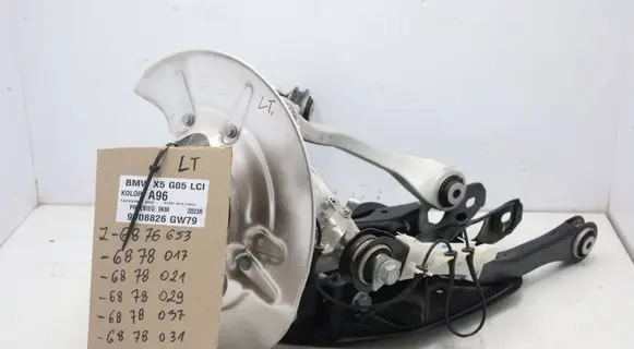 BMW X5 G05 Rear wheel hub spindle/knuckle 6876653MWGK290626 6876653 6878017