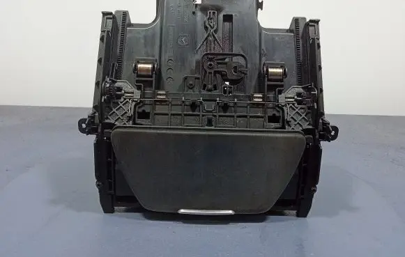 Mercedes-Benz AMG GT R190 C190 Glove box