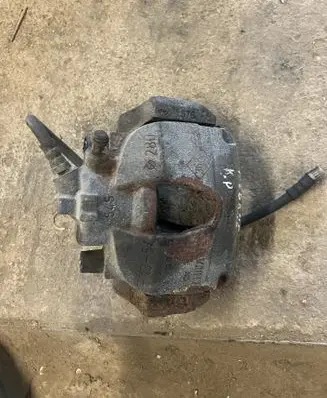 Renault Megane II Front brake caliper