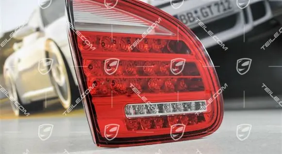 Porsche Cayenne (92A) Rear/tail lights 958945093